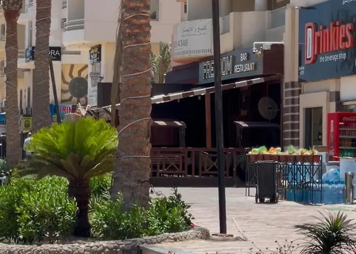 Apartmanhotel Unit In S06